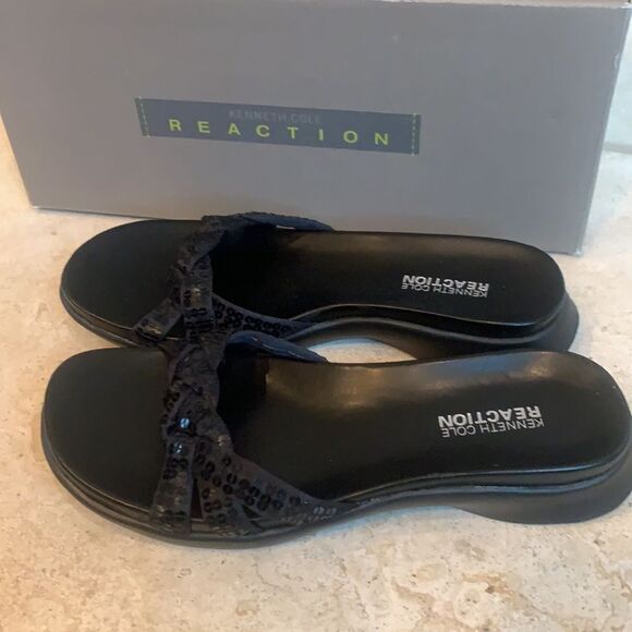 Kenneth Cole Reaction Glamster black sequin braided strap sandals. New in box. 6 - Picture 3 of 5